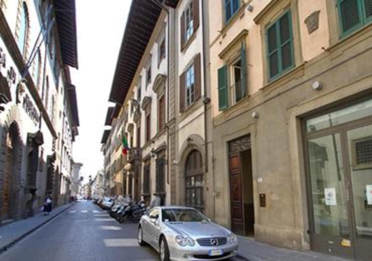 Giotto Al Duomo - Bufalini Apartments Florença Exterior foto
